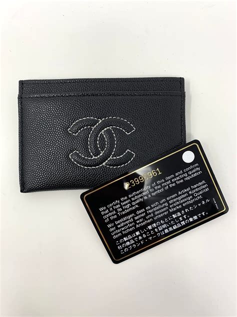 porta carte di credito chanel usato|Porta carte di credito CHANEL Camellia CC Logo in pelle nera.